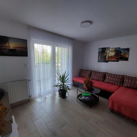 Apartman Sarm Srebrno Jezero Lägenhet Veliko Gradište Exteriör bild